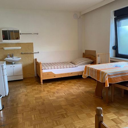 Gemuetliches Ferienzimmer Hürth Exteriör bild
